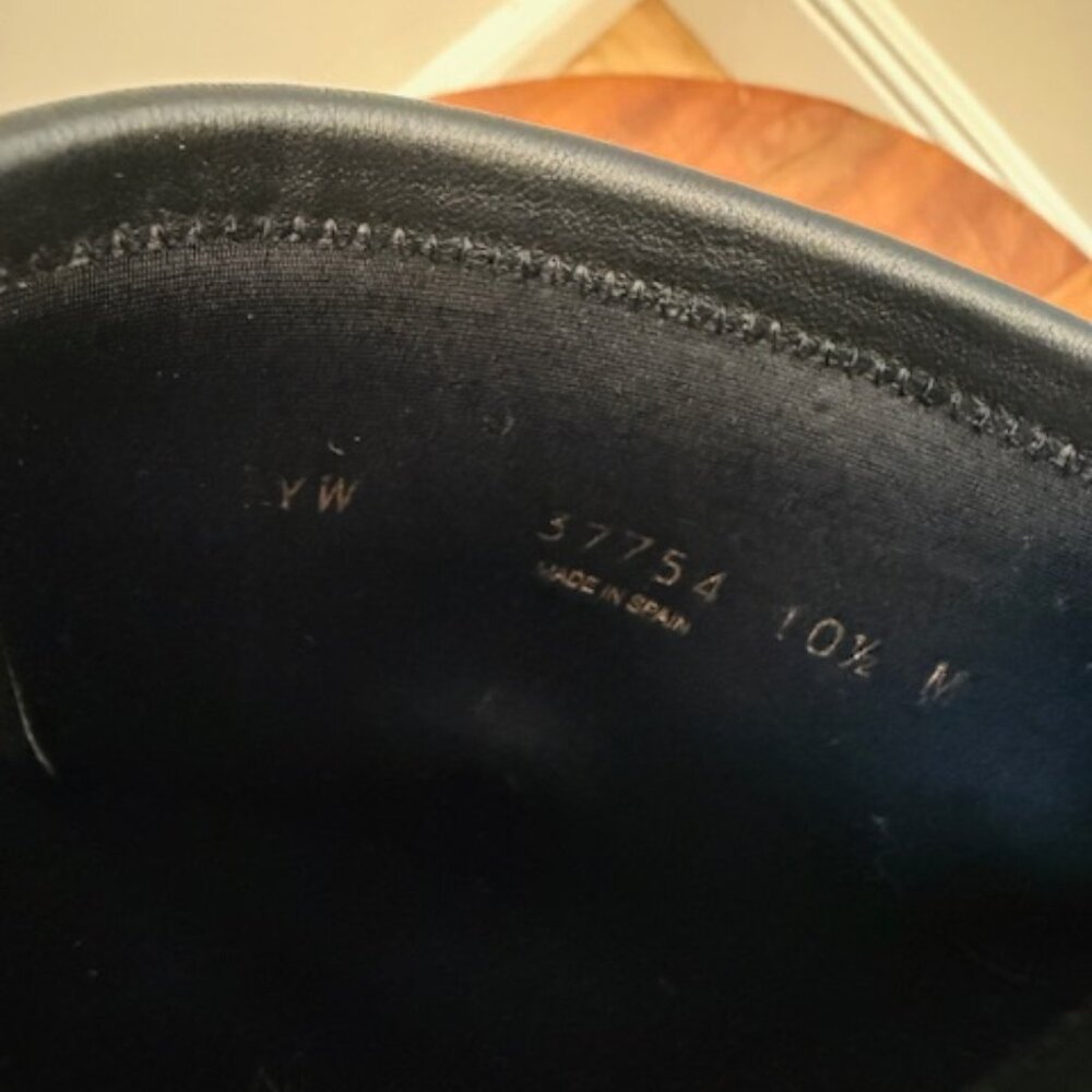 Stuart Weitzman Black Leather Heeled Bootie, Size 10.5 - Picture 3 of 5